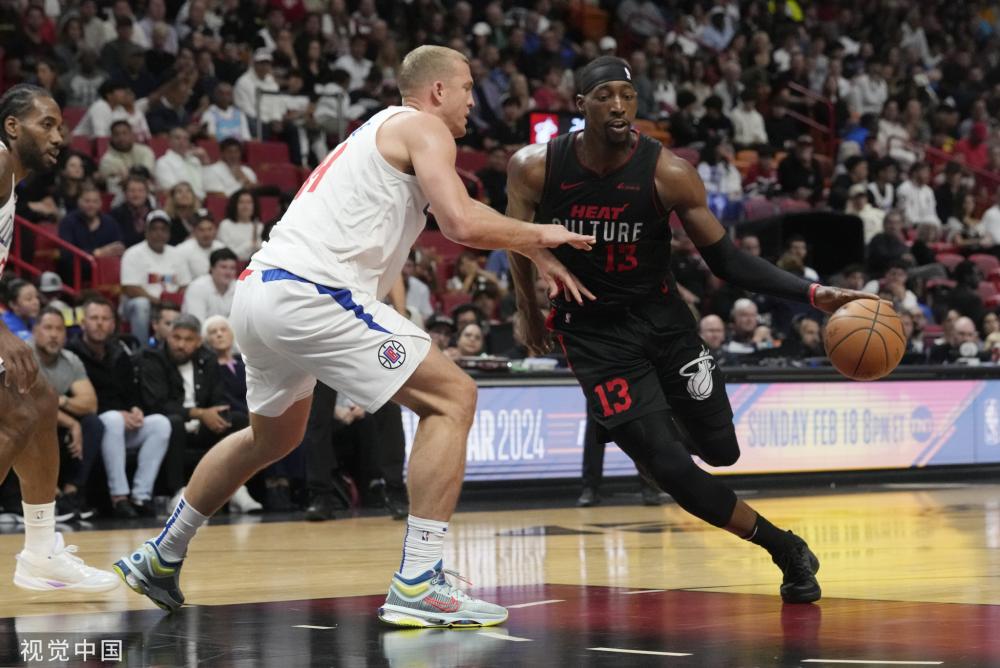 更是对其心 更是对其心